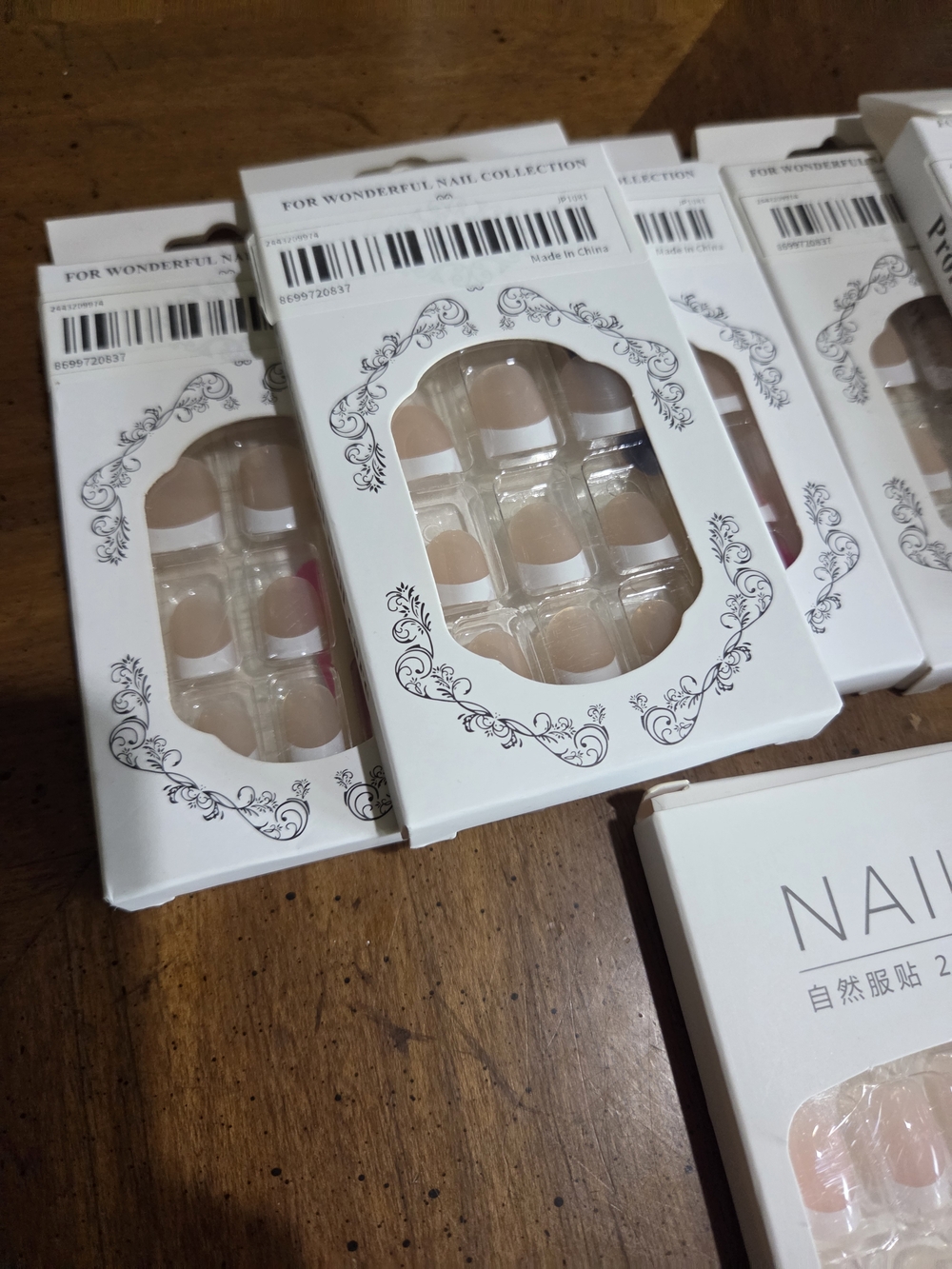 Assorted Glue-On Articial Nail Sets French Manicure x7, Black x1, Purple x1 KISS - Picture 7 of 7